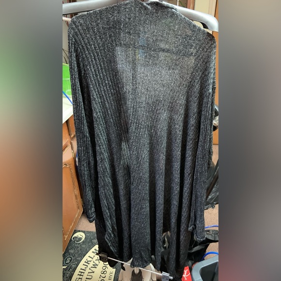 XXL Lily Morgan Sweater/ Shall - Picture 3 of 3